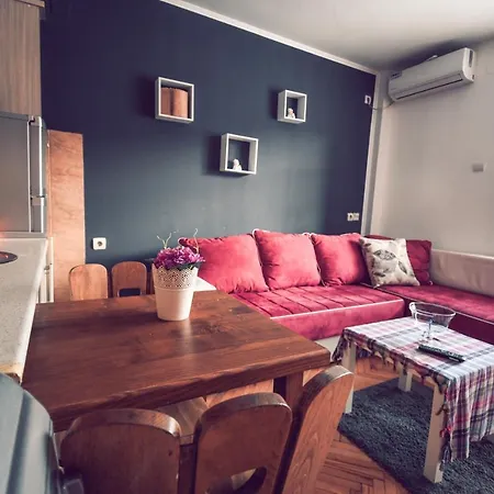 Square Vanilla Skopje