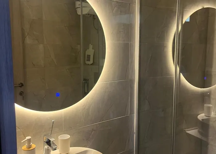 Square Vanilla * Skopje