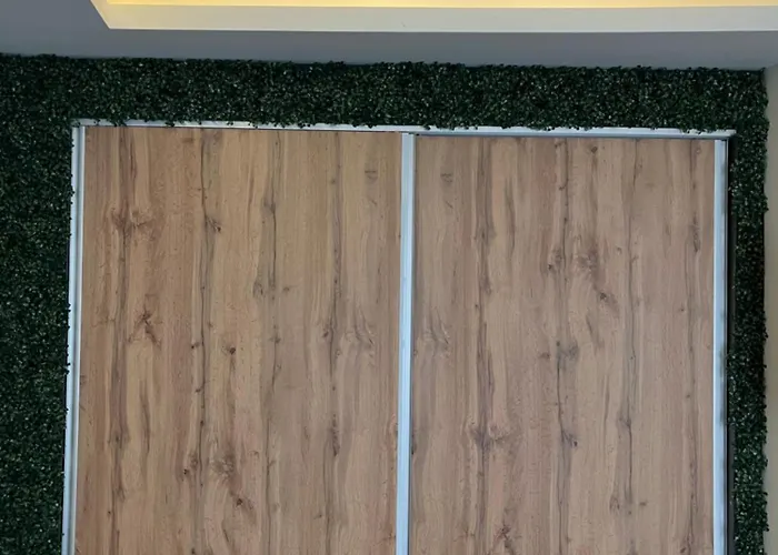 Apartment Square Vanilla