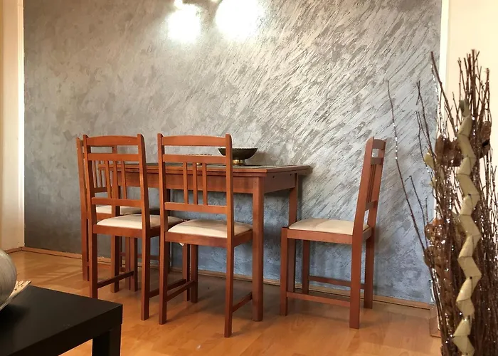 Square Vanilla Apartment