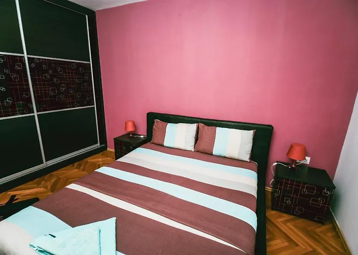 Square Vanilla Apartment