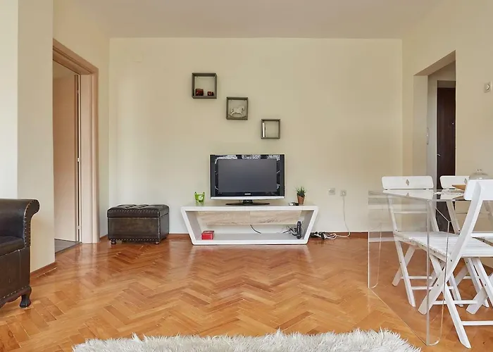 Apartment Square Vanilla